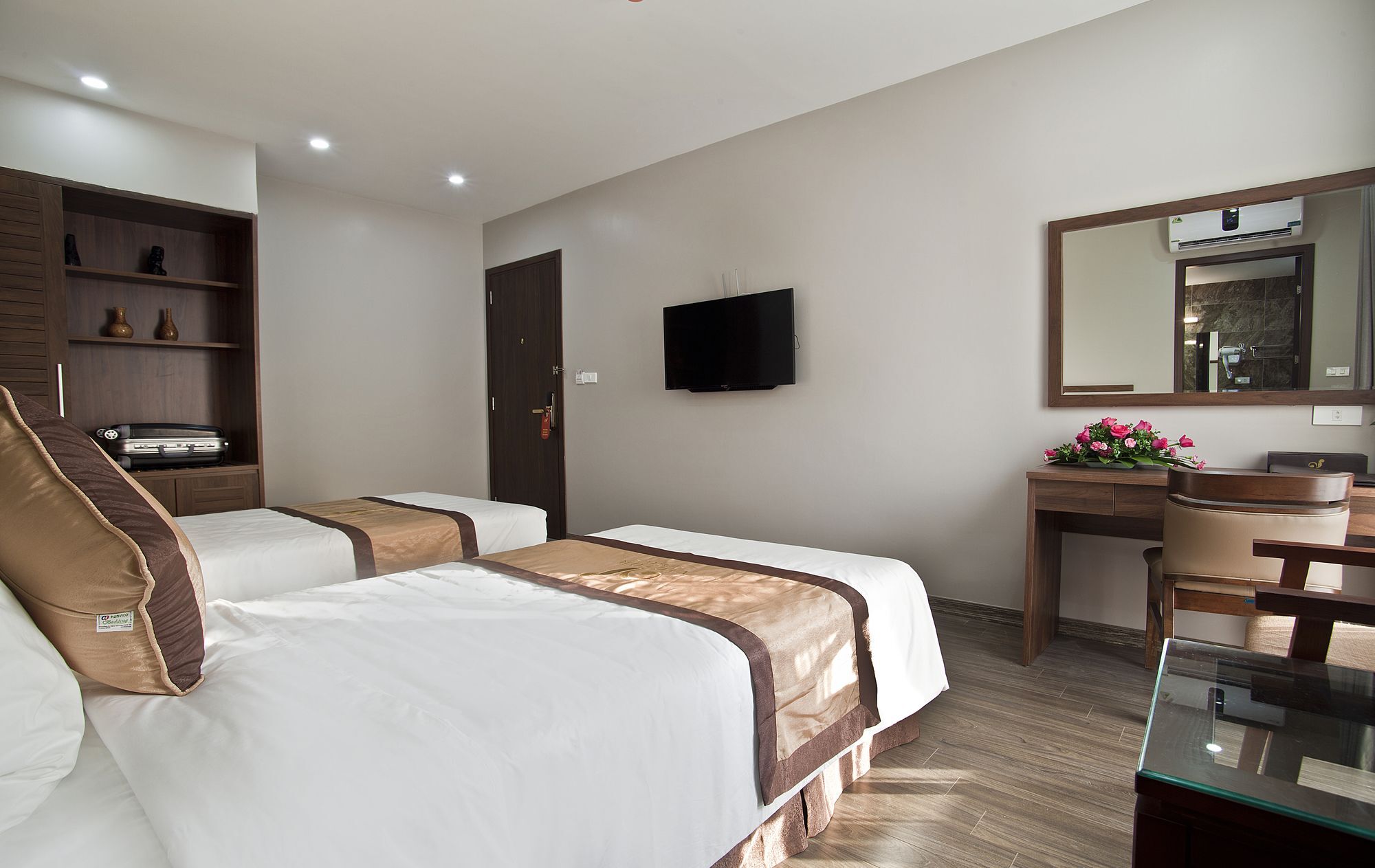 Victor Hanoi Hotel Buitenkant foto